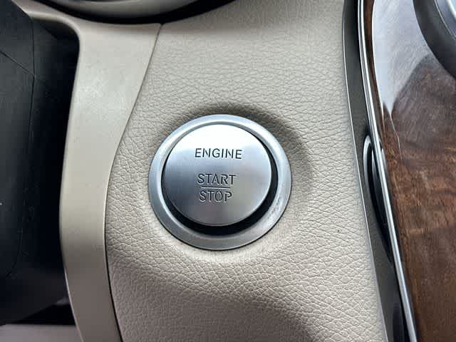 Thumbnail: 2017 Mercedes-Benz C-Class - 11