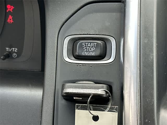 Thumbnail: 2013 Volvo XC60 - 11