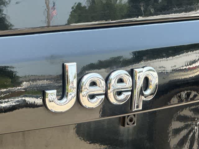 Thumbnail: 2011 Jeep Compass - 22
