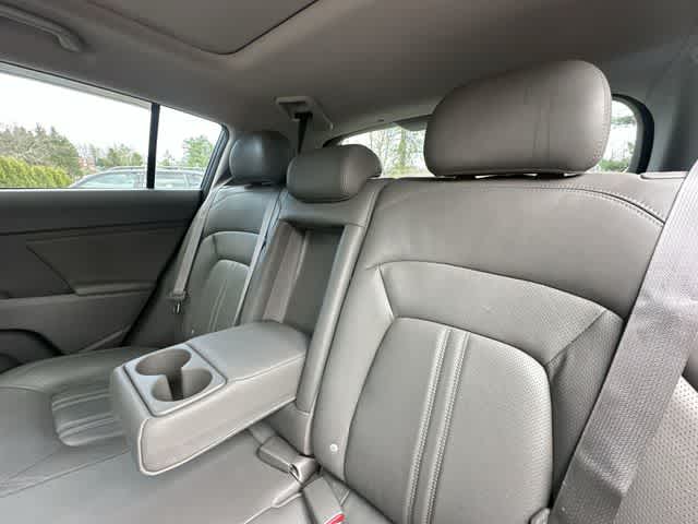 Thumbnail: 2016 Kia Sportage - 17