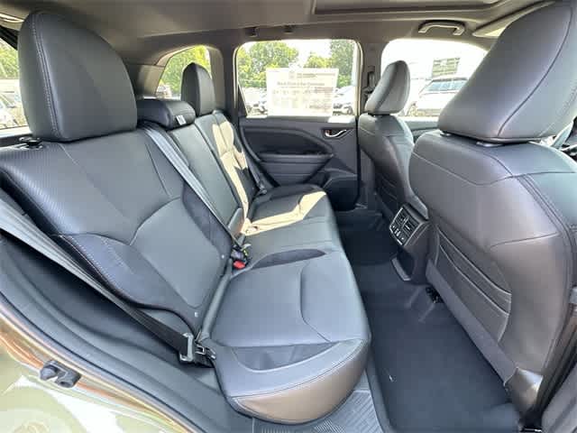 2025 Subaru Forester Touring 24