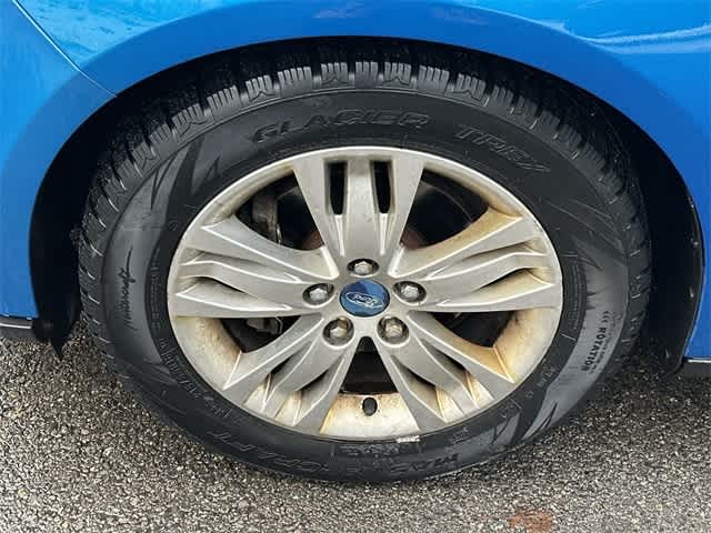 Thumbnail: 2012 Ford Focus - 19