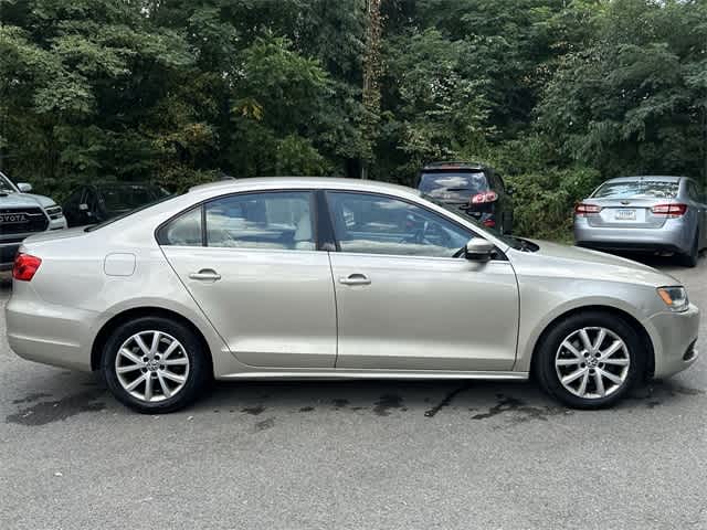 Thumbnail: 2013 Volkswagen Jetta - 3