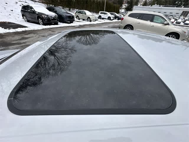 Thumbnail: 2023 Toyota Camry - 5