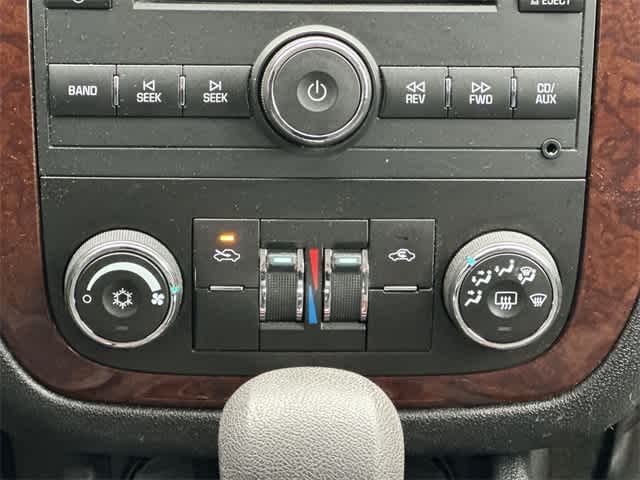 Thumbnail: 2011 Chevrolet Impala - 11