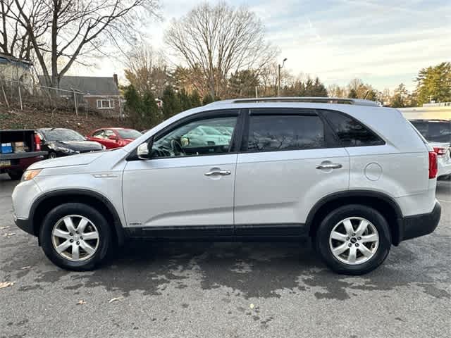 Thumbnail: 2011 Kia Sorento - 2
