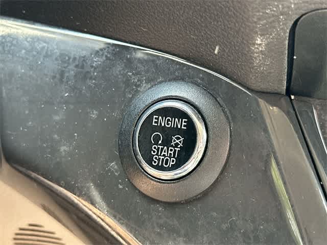 Thumbnail: 2016 Ford Escape - 11