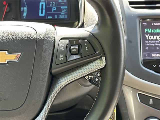 Thumbnail: 2015 Chevrolet Trax - 9