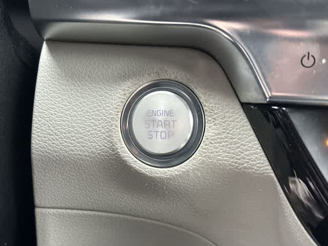 Thumbnail: 2022 Kia Telluride - 11