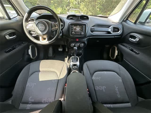 Thumbnail: 2015 Jeep Renegade - 18