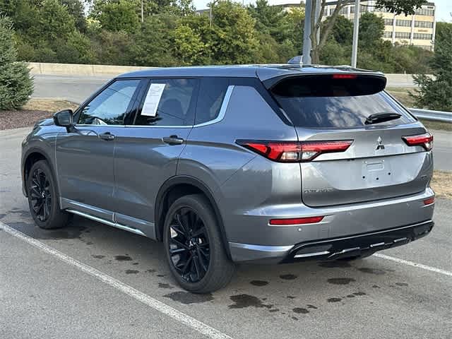 Thumbnail: 2023 Mitsubishi Outlander - 21