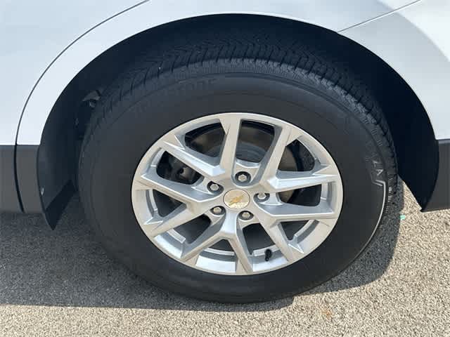 Thumbnail: 2022 Chevrolet Equinox - 5