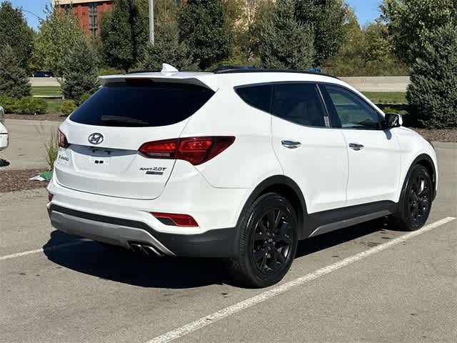 Thumbnail: 2018 Hyundai Santa Fe - 32