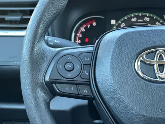 Thumbnail: 2023 Toyota RAV4 - 8