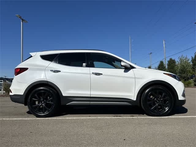 Thumbnail: 2018 Hyundai Santa Fe - 3