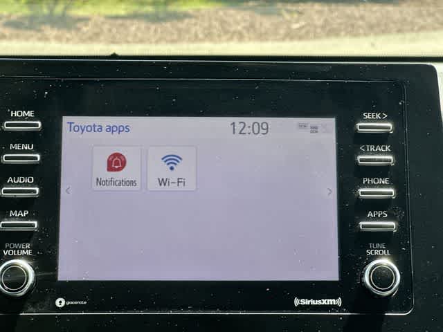 Thumbnail: 2021 Toyota Camry - 13