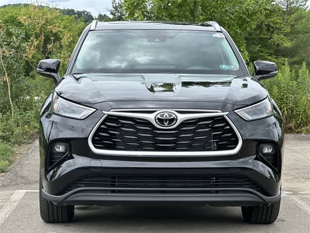 Thumbnail: 2024 Toyota Highlander - 32
