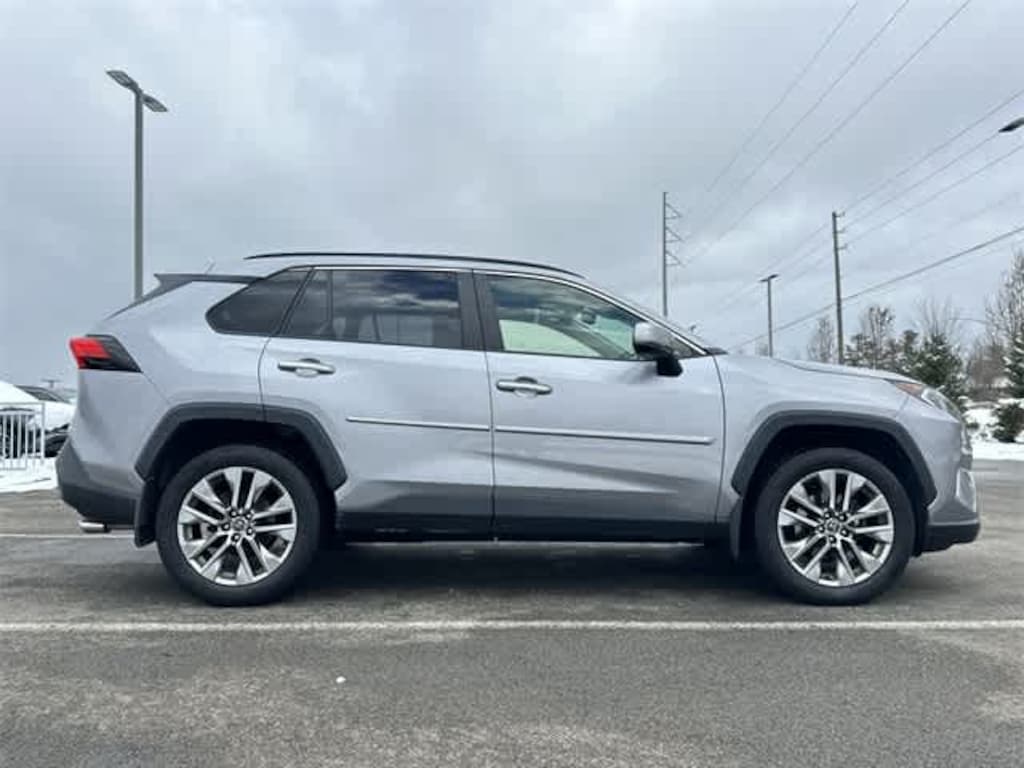 Used 2019 Toyota RAV4 Limited SUV