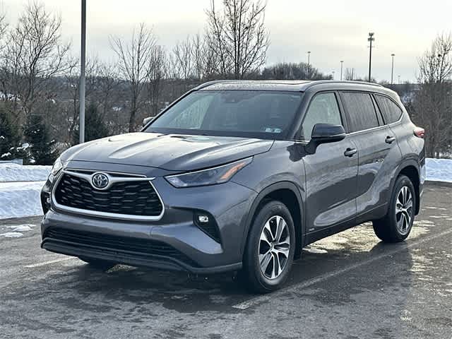 Thumbnail: 2023 Toyota Highlander - 1