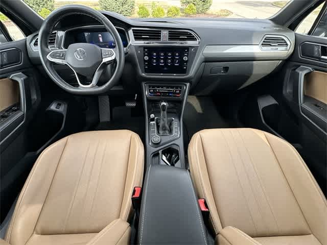 Thumbnail: 2022 Volkswagen Tiguan - 20