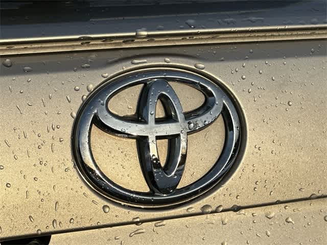 Thumbnail: 2019 Toyota RAV4 - 27