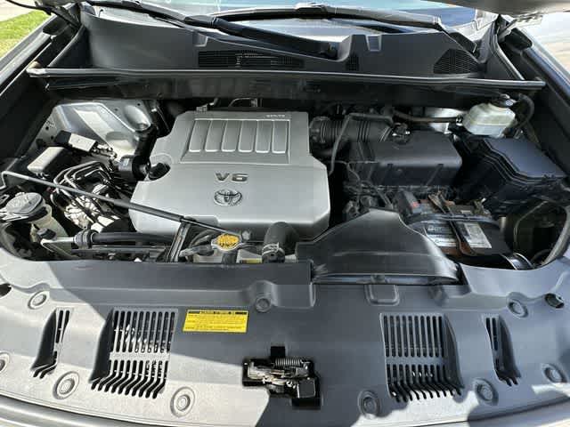Thumbnail: 2012 Toyota Highlander - 27