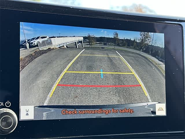 Thumbnail: 2025 Toyota RAV4 - 14