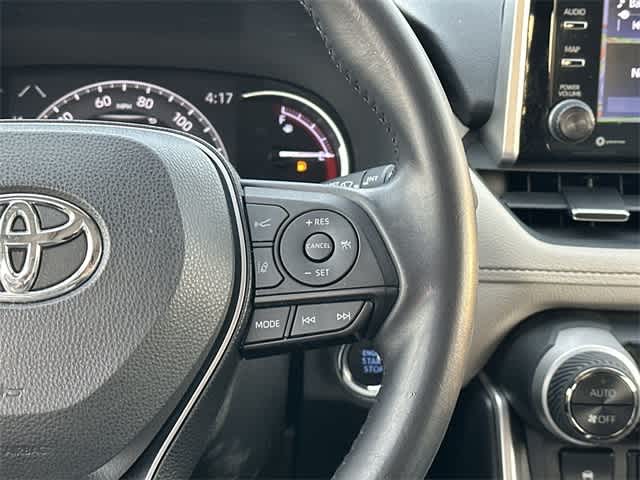 Thumbnail: 2019 Toyota RAV4 - 10