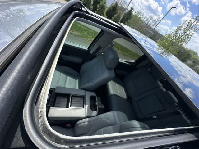 Thumbnail: 2023 Toyota Tundra - 6