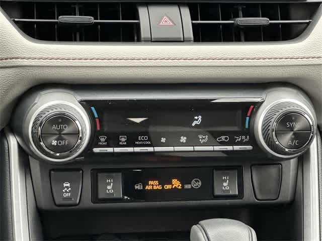 Thumbnail: 2025 Toyota RAV4 - 15