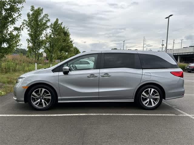 Used 2022 Honda Odyssey Touring with VIN 5FNRL6H86NB020032 for sale in Medford, OR