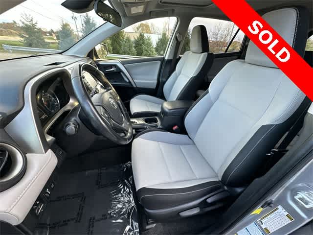 Thumbnail: 2018 Toyota RAV4 - 18