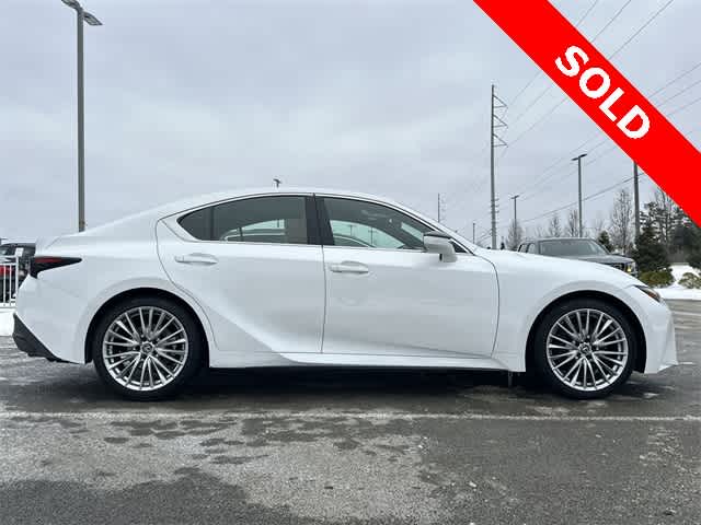 Thumbnail: 2022 Lexus IS - 3