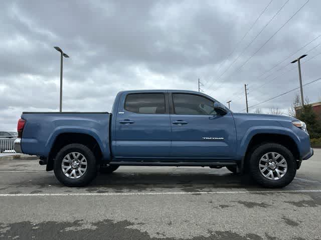 Thumbnail: 2019 Toyota Tacoma - 3