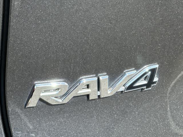 Thumbnail: 2021 Toyota RAV4 - 29