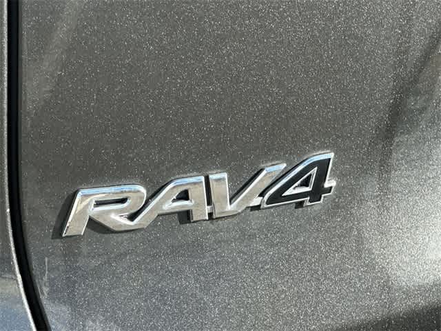 Thumbnail: 2023 Toyota RAV4 - 19