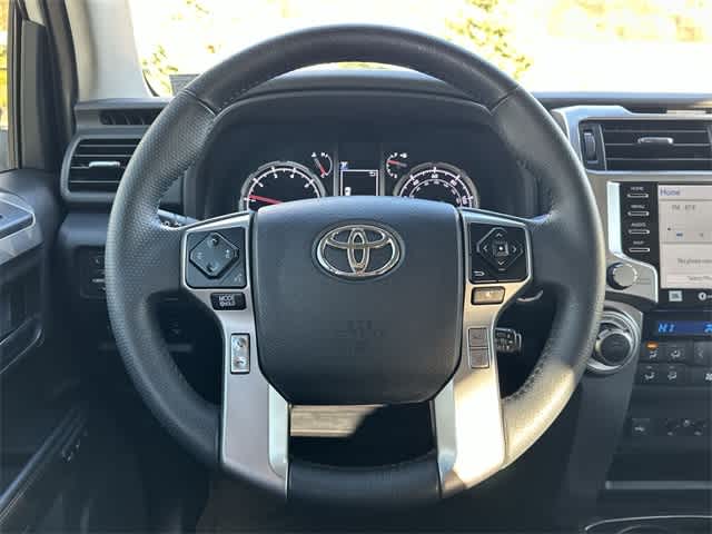 Thumbnail: 2022 Toyota 4Runner - 8