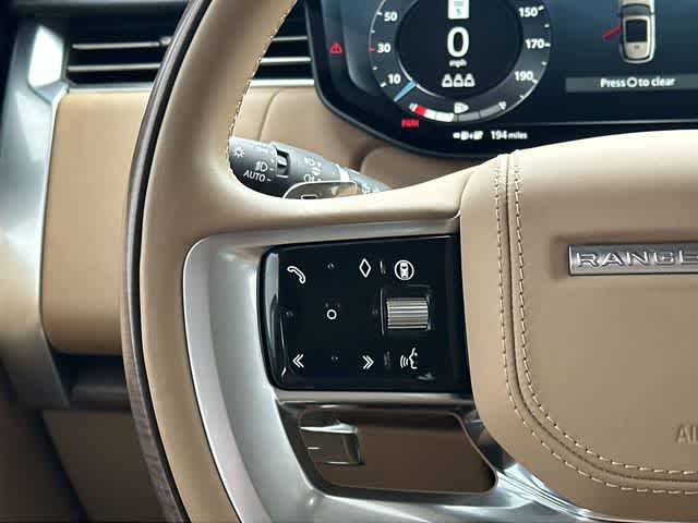 Thumbnail: 2025 Land Rover Range Rover - 9
