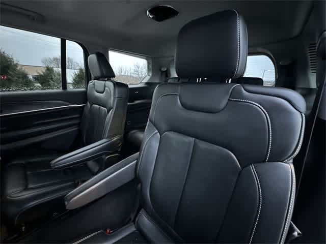 Thumbnail: 2021 Jeep Grand Cherokee L - 18