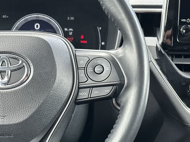 Thumbnail: 2023 Toyota Corolla Cross - 10