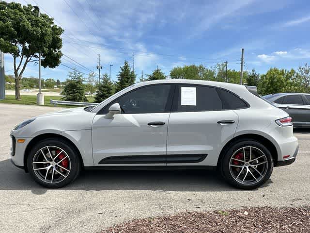 Thumbnail: 2024 Porsche Macan - 2
