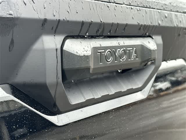 Thumbnail: 2025 Toyota Tundra - 25