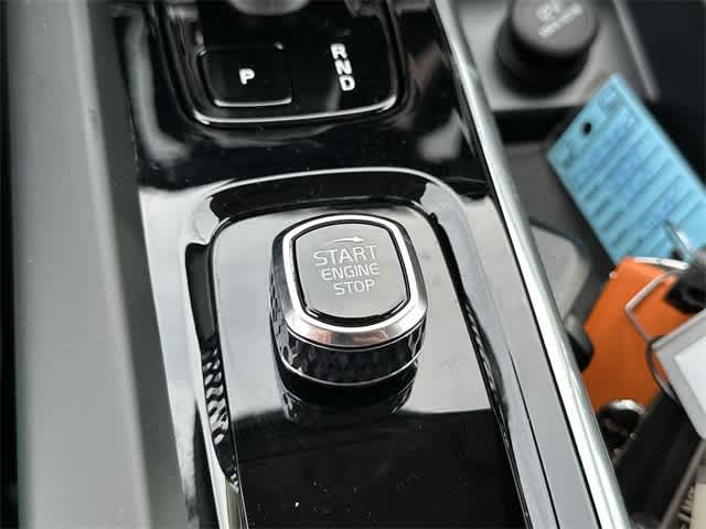 Thumbnail: 2025 Volvo S60 - 11