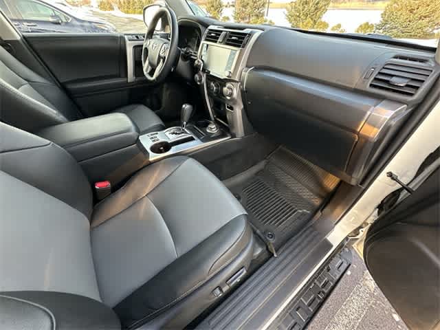 Thumbnail: 2021 Toyota 4Runner - 21