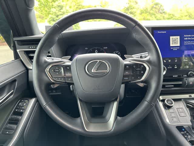Thumbnail: 2024 Lexus ES - 7