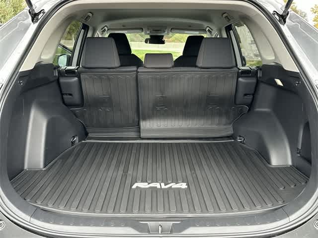 Thumbnail: 2025 Toyota RAV4 - 23