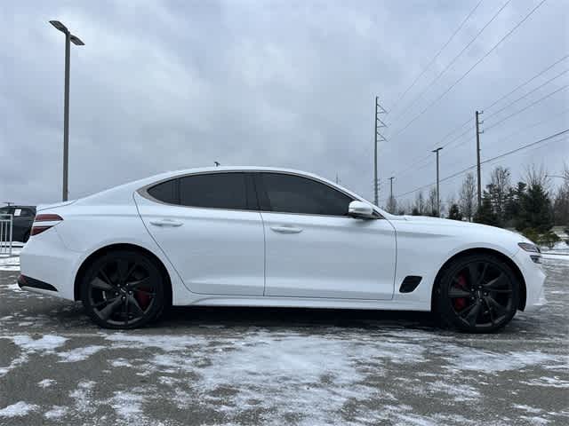 Thumbnail: 2023 Genesis G70 - 3