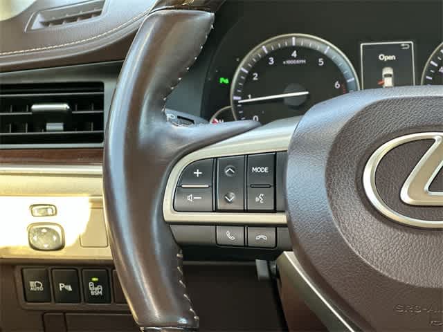 Thumbnail: 2017 Lexus ES - 9