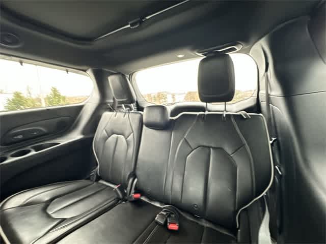 Thumbnail: 2021 Chrysler Pacifica - 20