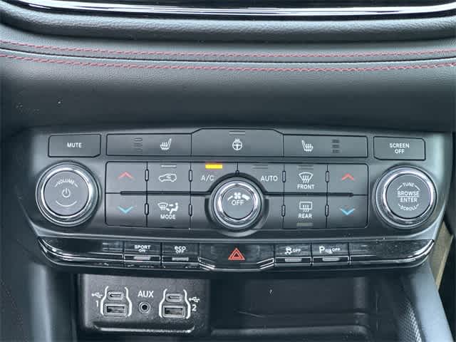 Thumbnail: 2023 Dodge Durango - 16